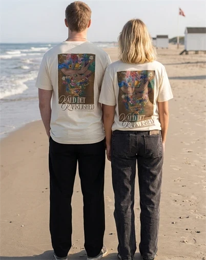 Elsk - Kald Det Kærlighed T-shirt - Off White